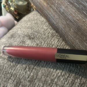 L'Oreal Pink Lipstick Matte Finish Everyday Wear